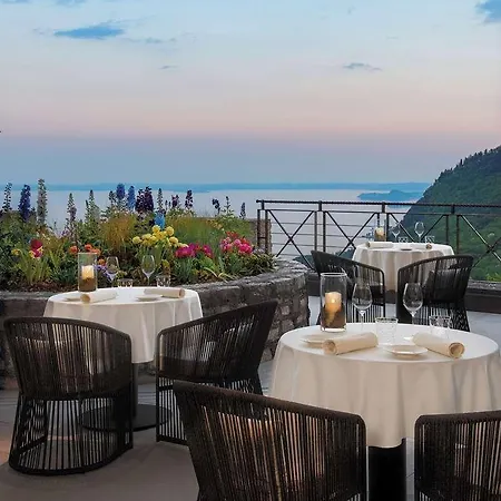 Lefay & Di Garda Гарньяно