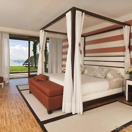 Lefay & Di Garda Гарньяно