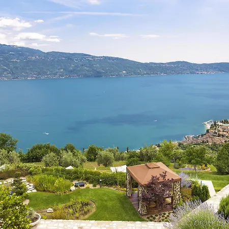 Lefay & Di Garda Готель Гарньяно